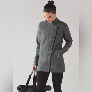 Lululemon Back To It Wrap Jacket Asymmetrical Zip Size 8